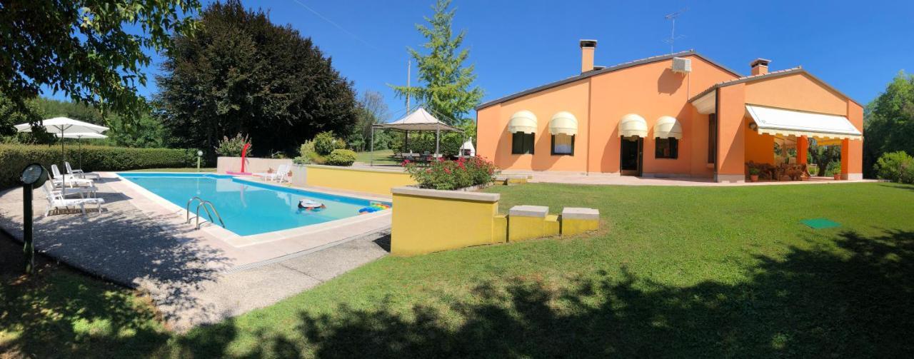 Villa Fior Di Robinia Giavera del Montello Luaran gambar